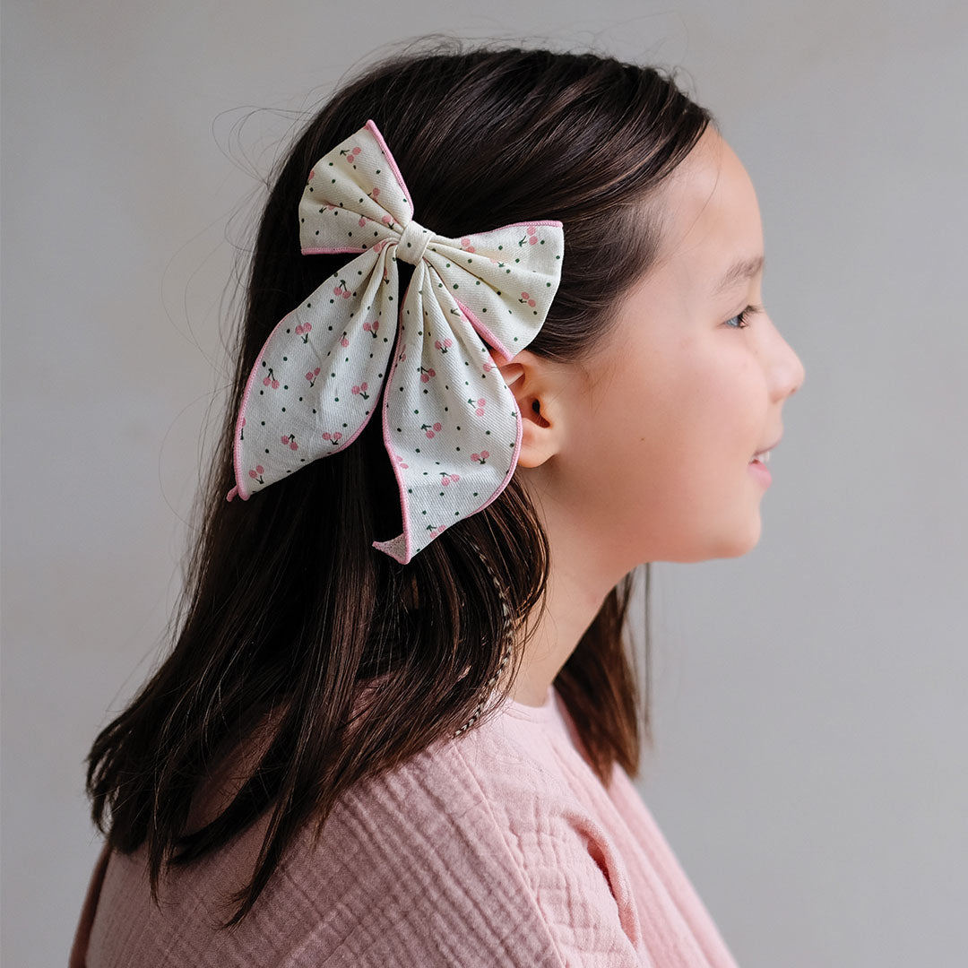 mimi & lula haarclip cherry print bow - cream | 182043-32 | 2