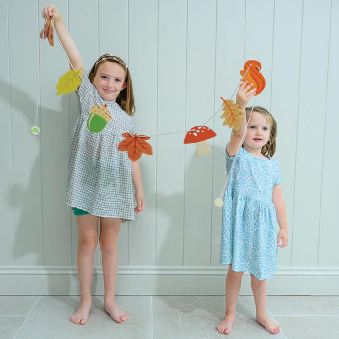 tender leaf toys houten slinger - autumn woodland