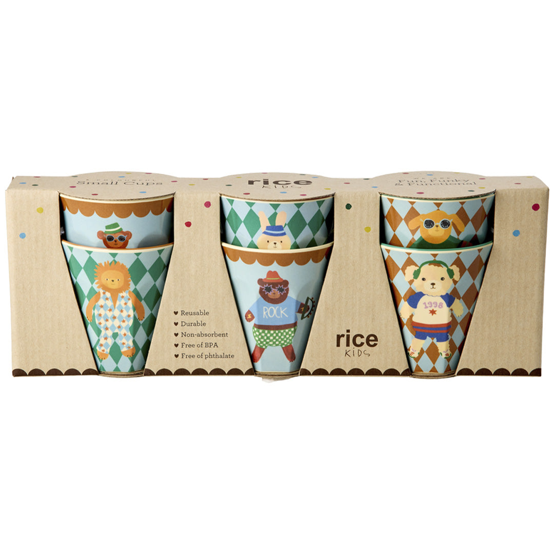 De verpakking van zes rice kinderbekers met dieren in muzikale outfits.