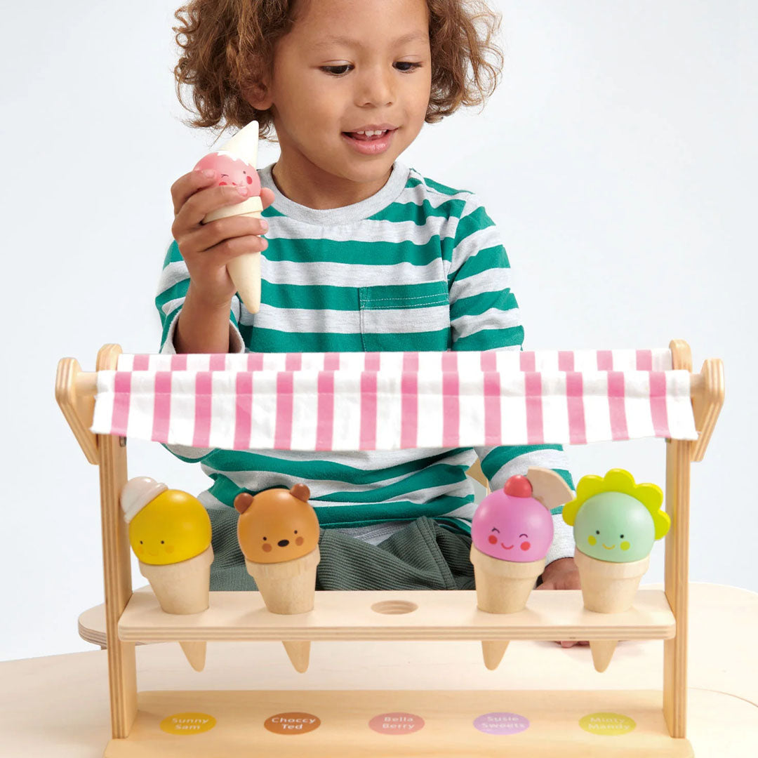 tender leaf toys speelset ijswinkel | 
4608243 | 2