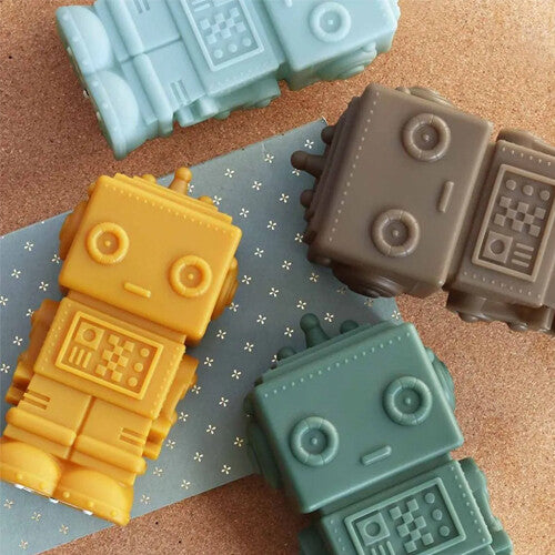 a little lovely company spaarpot robot - bruin | MBROWH18 | 4