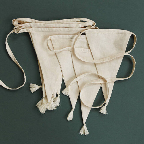 a little lovely company vlaggenslinger cream | DEGAWH02 | 3