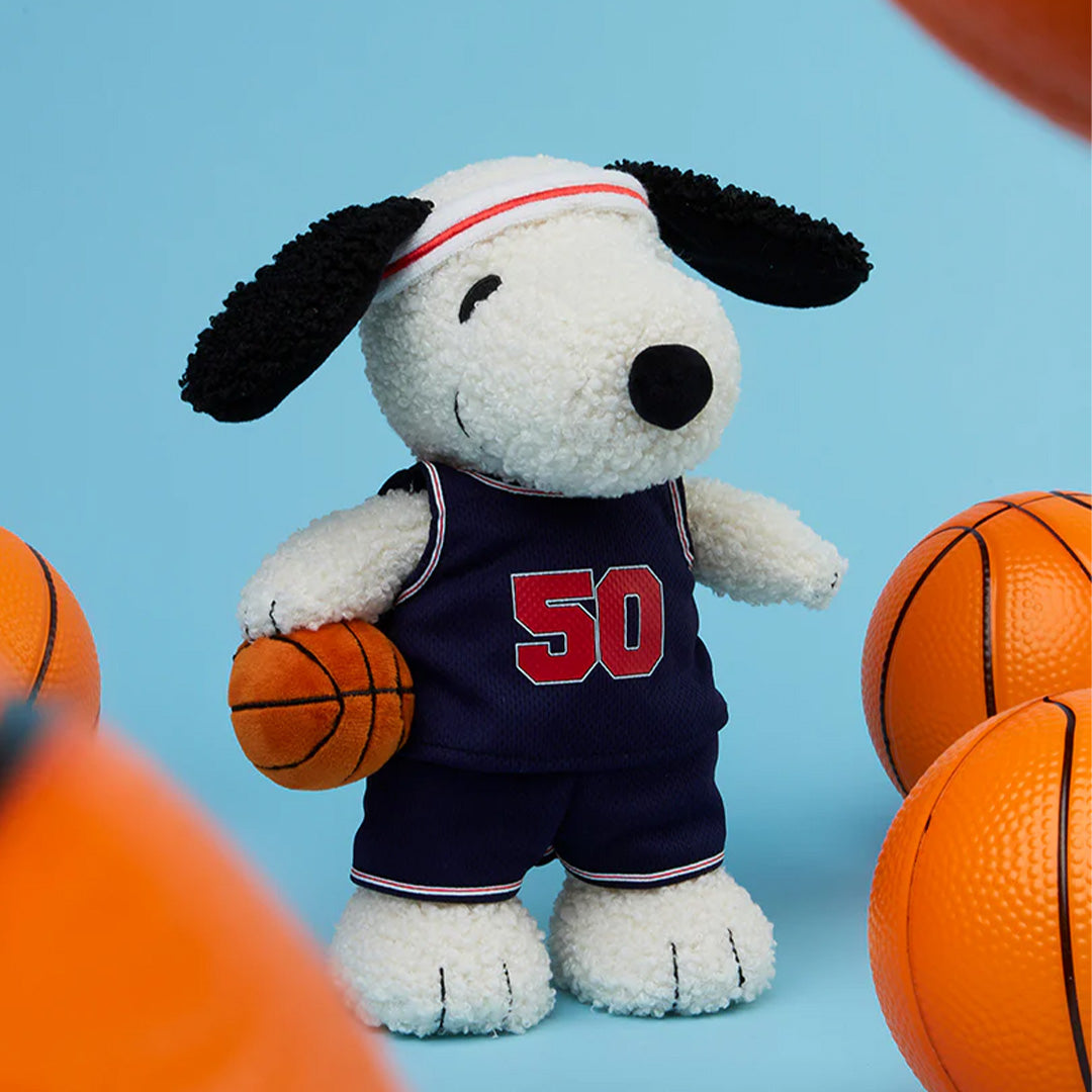 bon ton toys knuffelhond snoopy basketball - 23 cm | 33.177.042 | 2