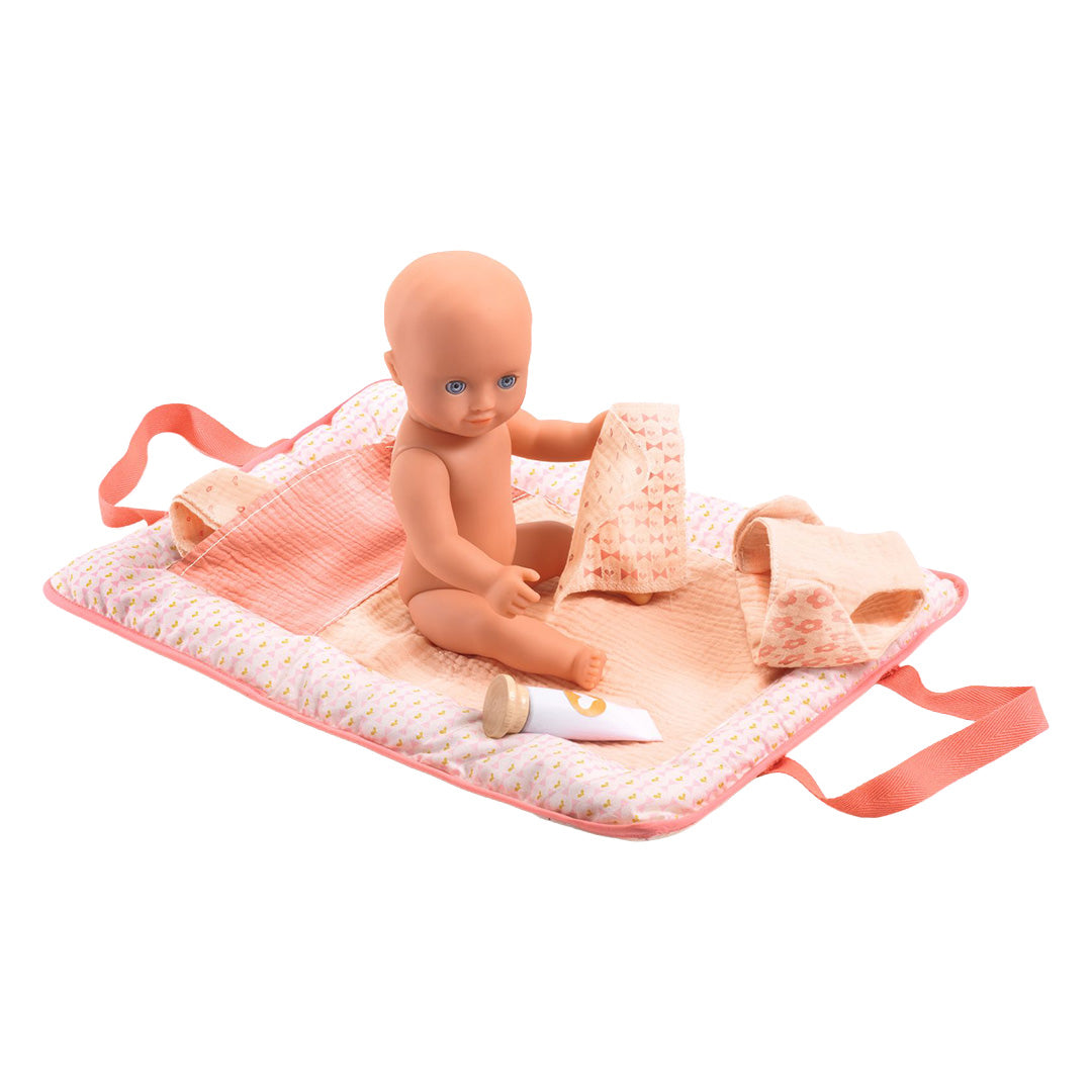 djeco set à langer pour poupée pomea - rose - 5 pièces