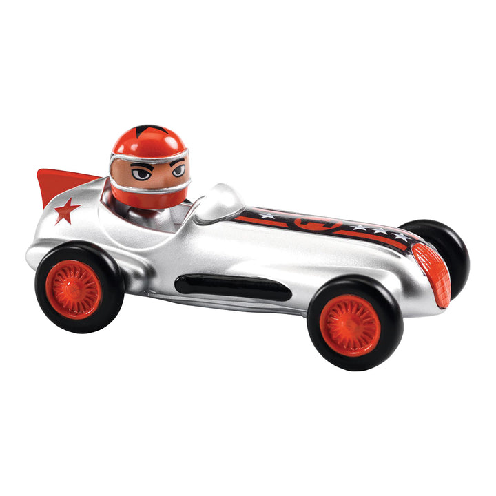 Djeco zilveren speelgoed raceauto met rode wielen, een coureur met rode helm en strepen met sterren.