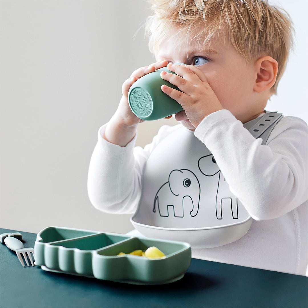 done by deer siliconen snackbord stick & stay croco - green | 1709353 | 3