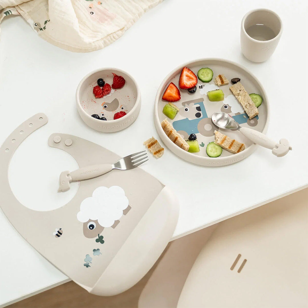 done by deer kinderservies met zuignap tiny farm - sand - 3-delig | 1569869 | 4