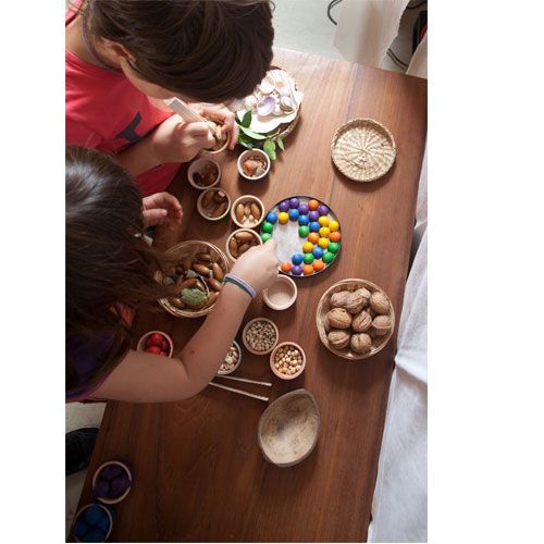 grapat 6 houten bakjes met 36 knikkers en tang | 15-106 | 1