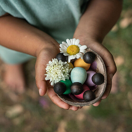 grapat houten nins® poppetjes baby's in een kom - donker - 6st | 22-180B | 2