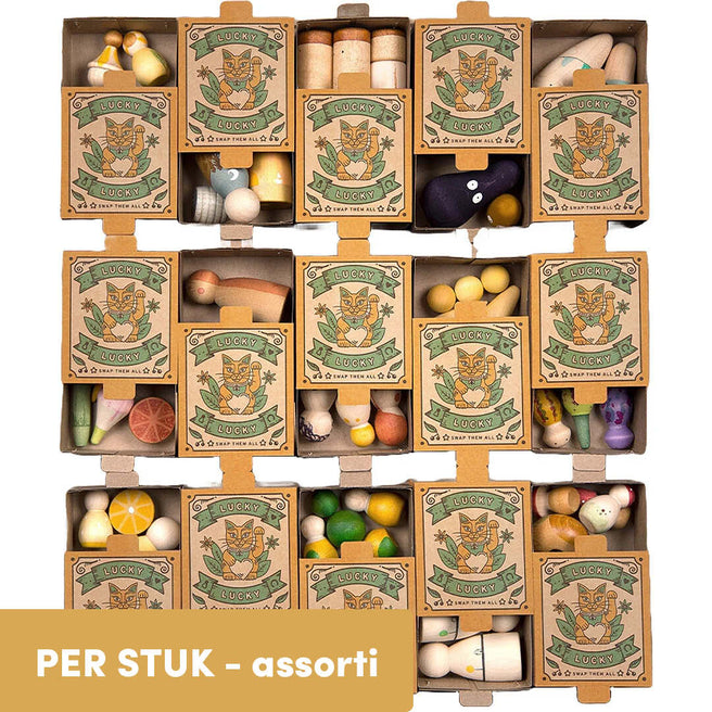 grapat verrassingsdoosje met houten figuren - editie 3 - assorti  | 24-261 | 0