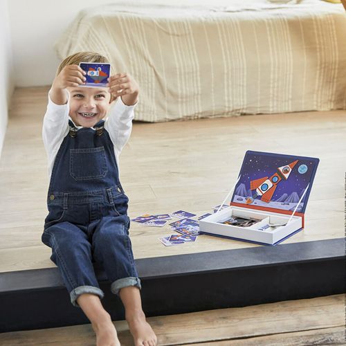 janod magneetboek heelal - 52st | 11.2589 | 6