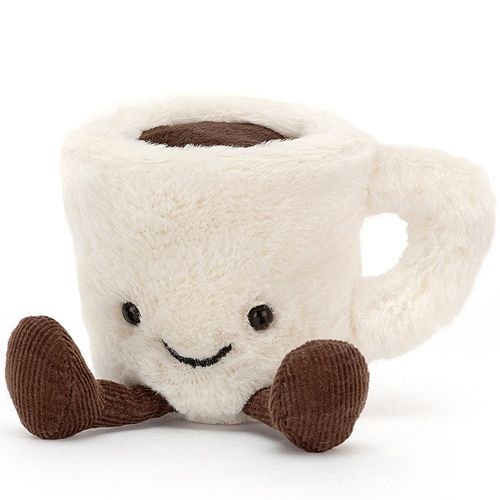 Jellycat knuffel in de vorm van een beige koffiekopje met een vrolijk gezicht en bruine beentjes.