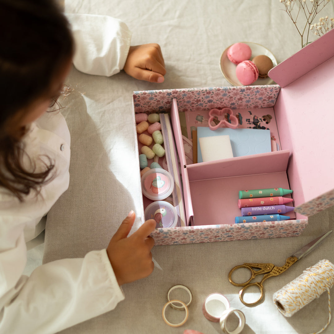 126862 | little dutch knutseldoos rosa's creative box | 3