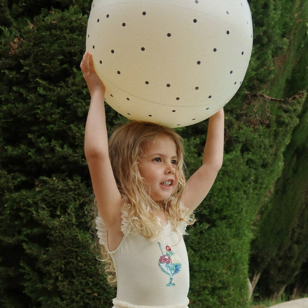 konges sløjd strandbal - navy dots - Ø40 cm | KS104681-NAVY-DOTS | 2