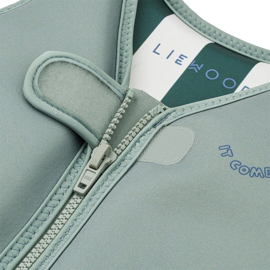 liewood zwemvest dove - it comes in waves peppermint - 15-19 kg  | LW19588-2167-3-4 | 2