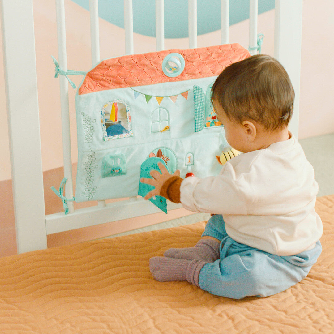 lilliputiens activiteitenpaneel het huis van stella en joe | 22.83507 | 1