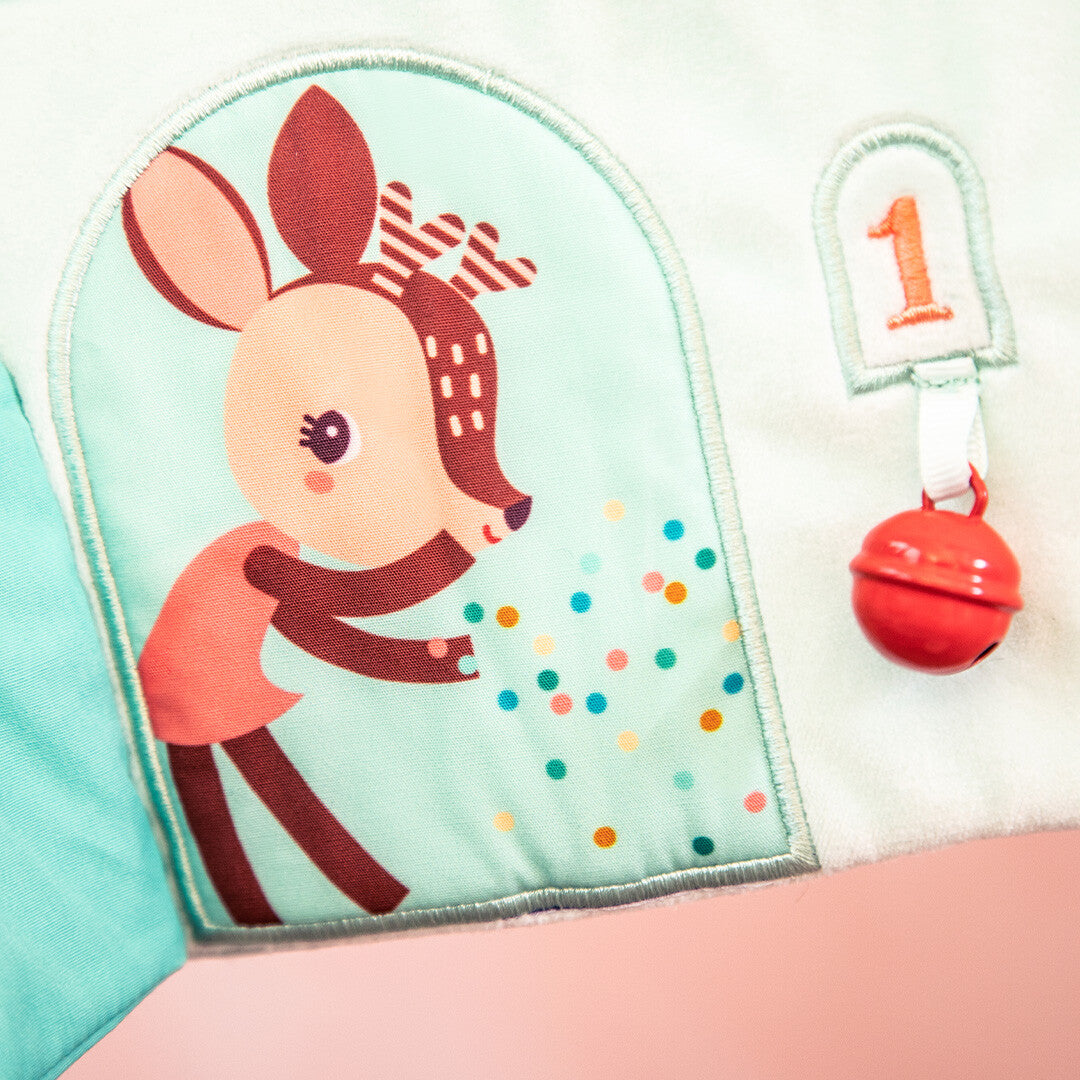 lilliputiens activiteitenpaneel het huis van stella en joe | 22.83507 | 2