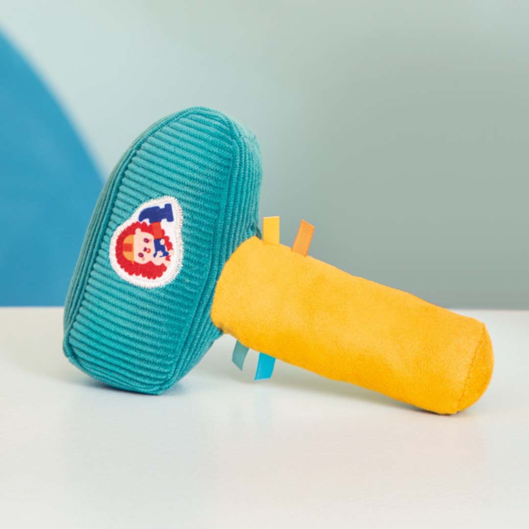 lilliputiens rammelaar - hamer leon | 22.83596 | 2