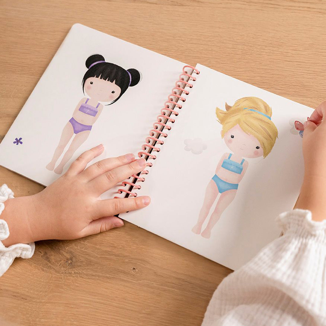 little dutch aankleed- en stickerboek rosa and friends | 125414 | 2