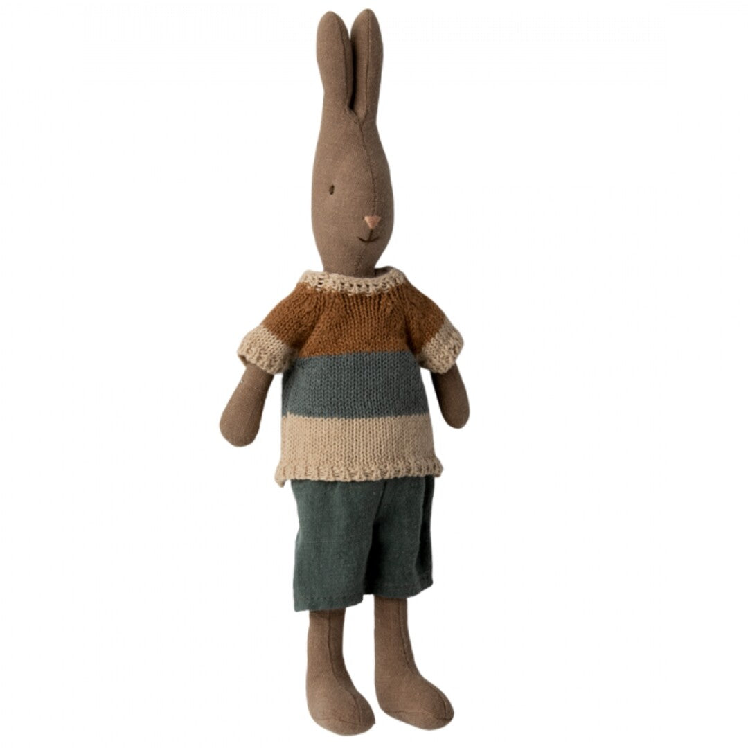 maileg knuffelkonijn gebreid shirt en short - maat 2 - 29 cm | 16-3205-00 | 0