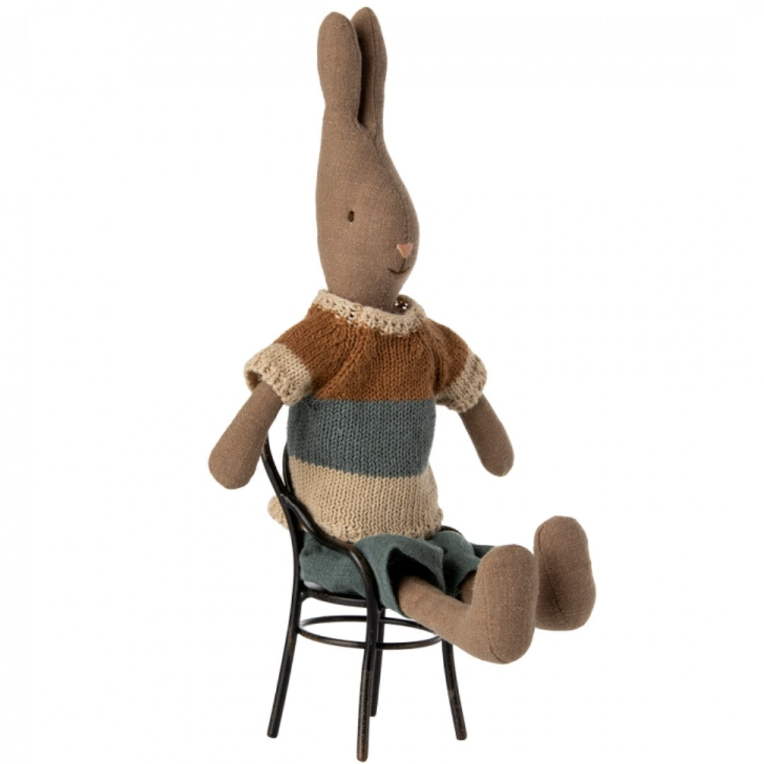 maileg knuffelkonijn gebreid shirt en short - maat 2 - 29 cm | 16-3205-00 | 1