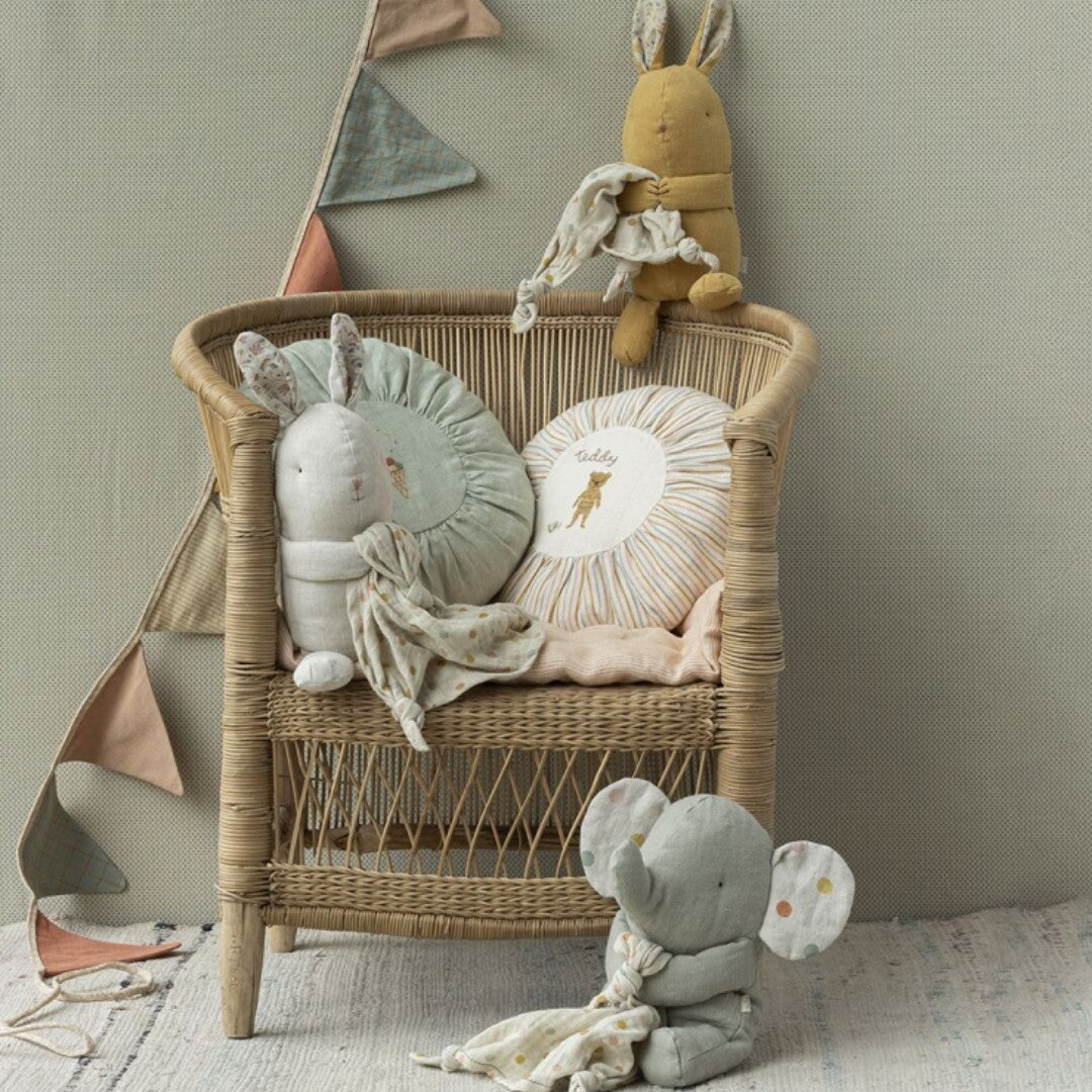 maileg knuffelkonijn met knuffeldoekje en muziek - nature - 32 cm | 16-4970-01 | 1