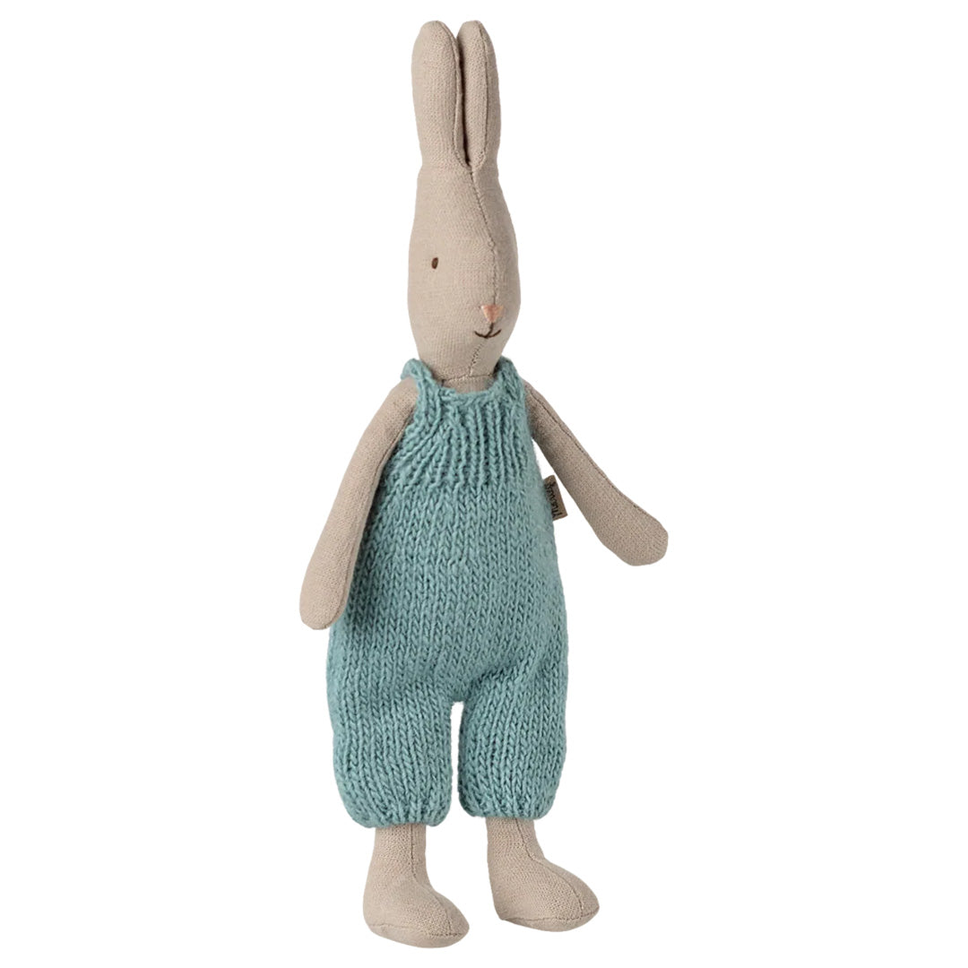 maileg knuffelkonijn classic met gebreide tuinbroek - 26 cm | 16-6125-00 | 