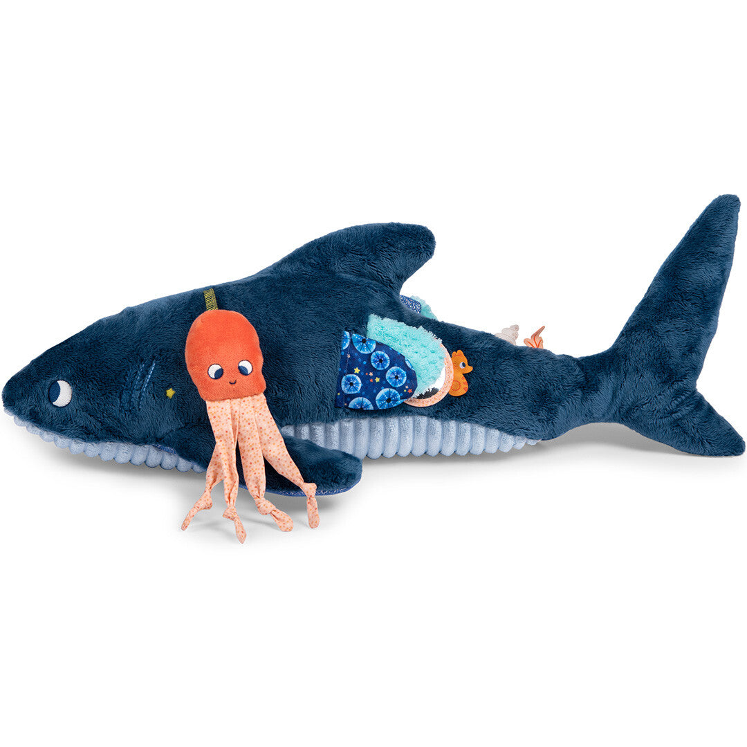moulin roty activiteitenknuffel haai - 58 cm | 676076 | 1