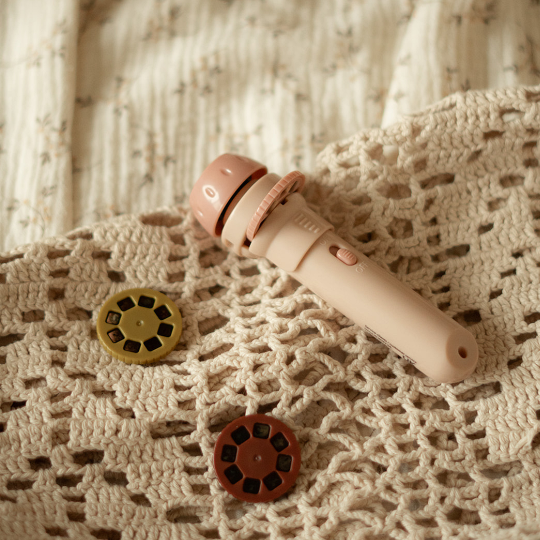 moulin roty projector bedtijdverhalen - après la pluie | 715360 | 4