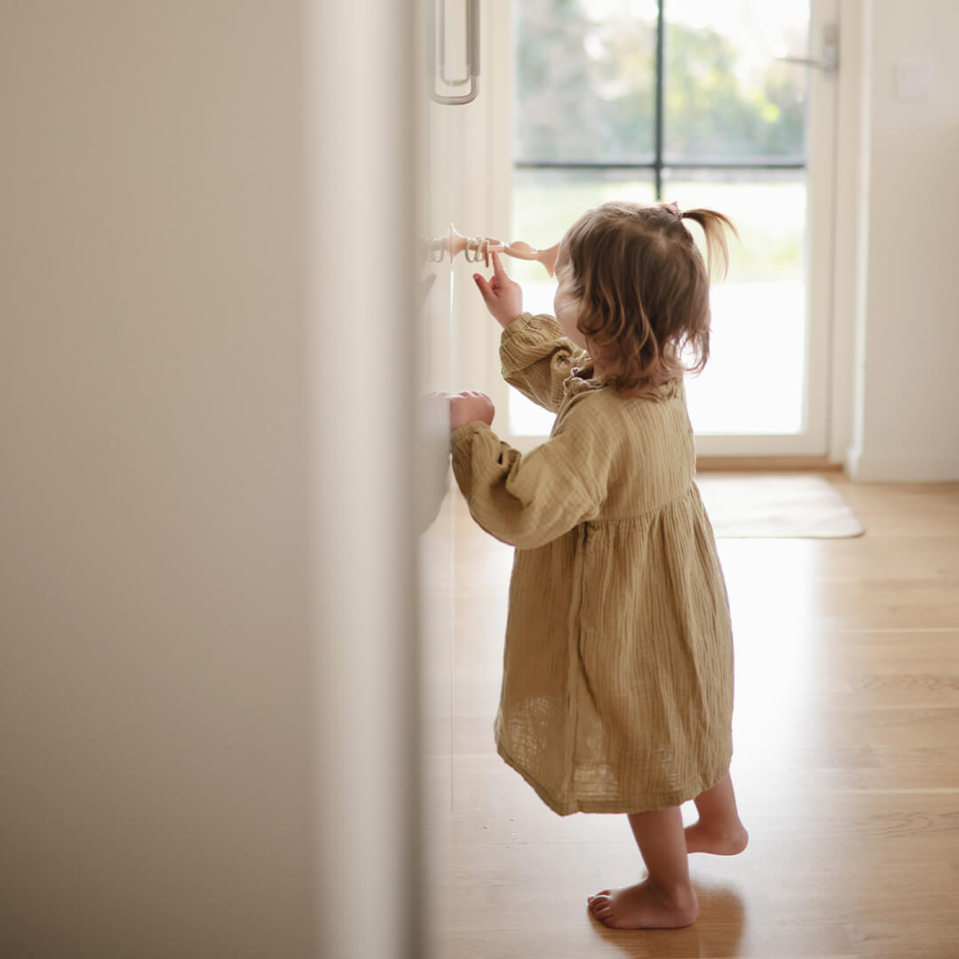 mushie activiteitenspeeltje met zuignap hexapop - blush | 70.091.01 | 2