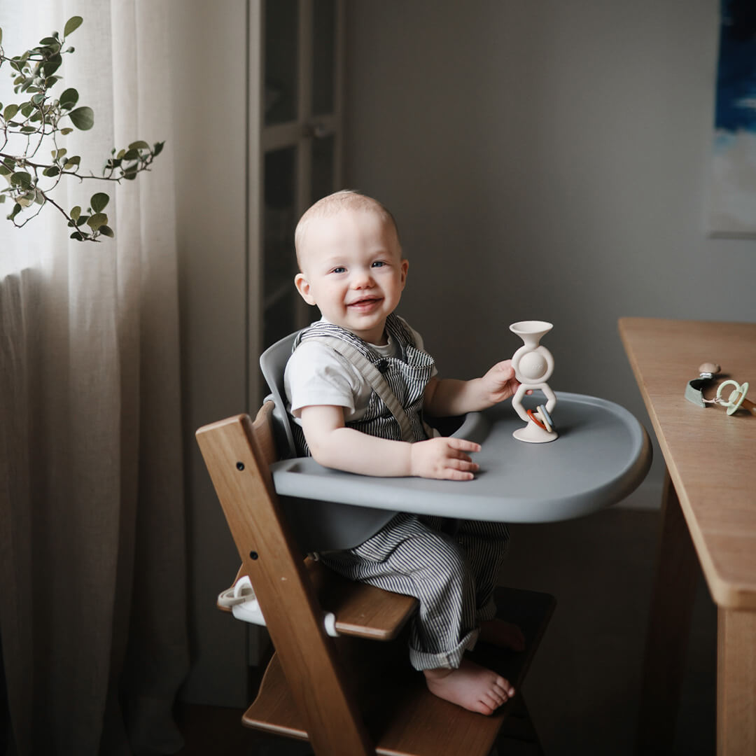 mushie activiteitenspeeltje met zuignap hexapop - shifting sand | 70.091.02 | 2