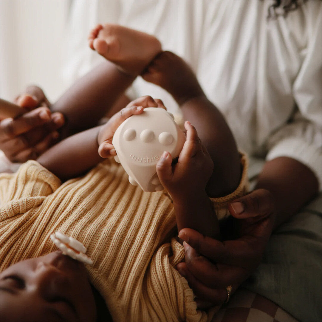 mushie dobbelstenen - blush - shifting sands - 2st | 70.065.02 | 3