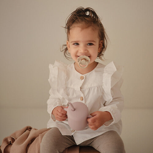 mushie siliconen kinderbeker met rietje - soft lilac  | 70.051.42 | 2