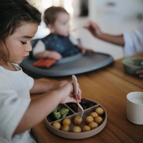 mushie siliconen vakjesbord met zuignap - dried thyme | 70.017.11 | 3