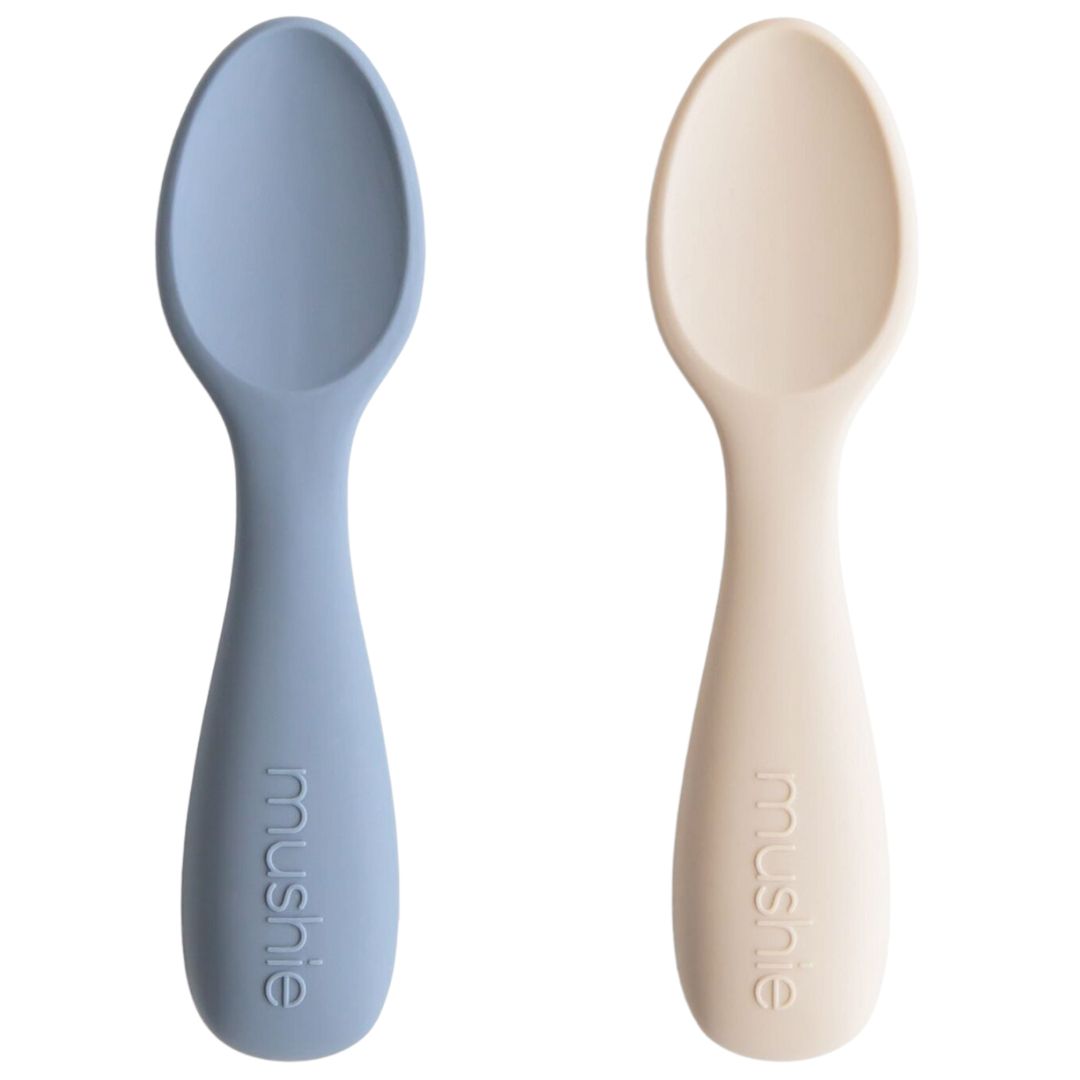 mushie cuillères pour enfants en silicone tradewinds - shifting sand - 2 pcs