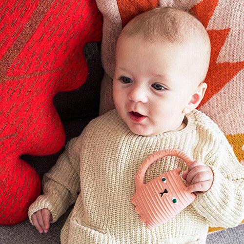 oli & carol bad- & bijtspeelgoed poes ginge | L-DONNA-CAT | 4