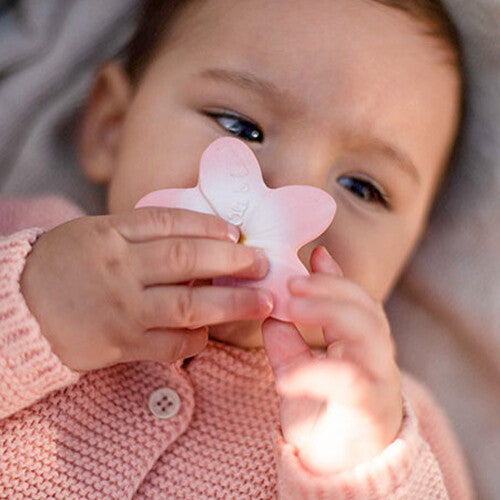 oli & carol bijtspeeltje bella bloem | L-CHEWY-FLOWER-PINK | 4