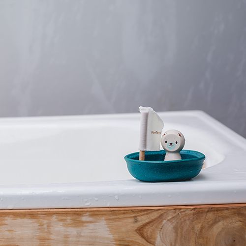 plan toys badspeelgoed zeilbootje en ijsbeertje | 5712 | 5