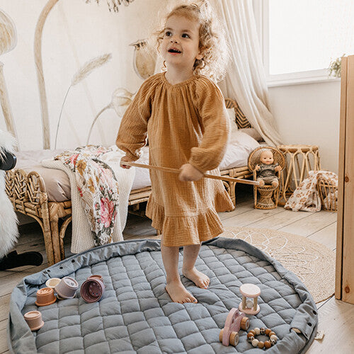 play&go soft baby speelkleed en reistas organic - dusty blue | 4897095301329 | 10