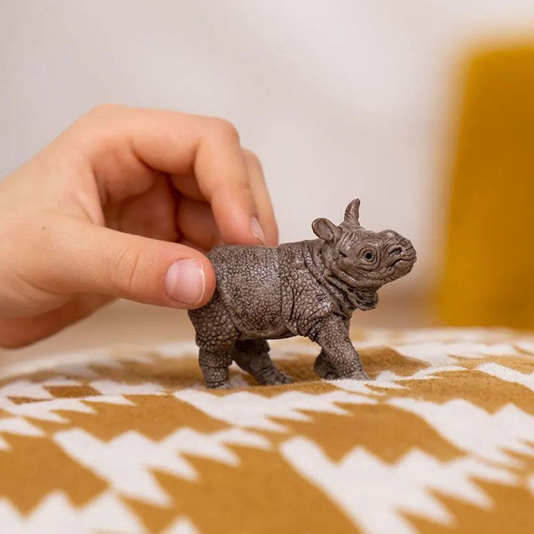 schleich wild life indisch neushoornkalf - 7,5 cm  | 14860 | 2