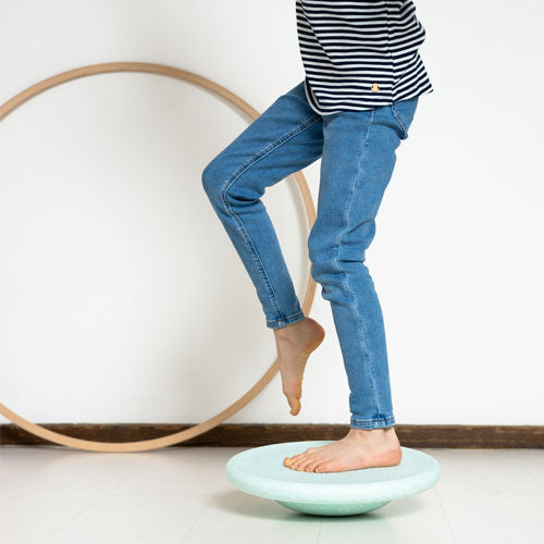 stapelstein balance board lichtgroen | 110910 | 2