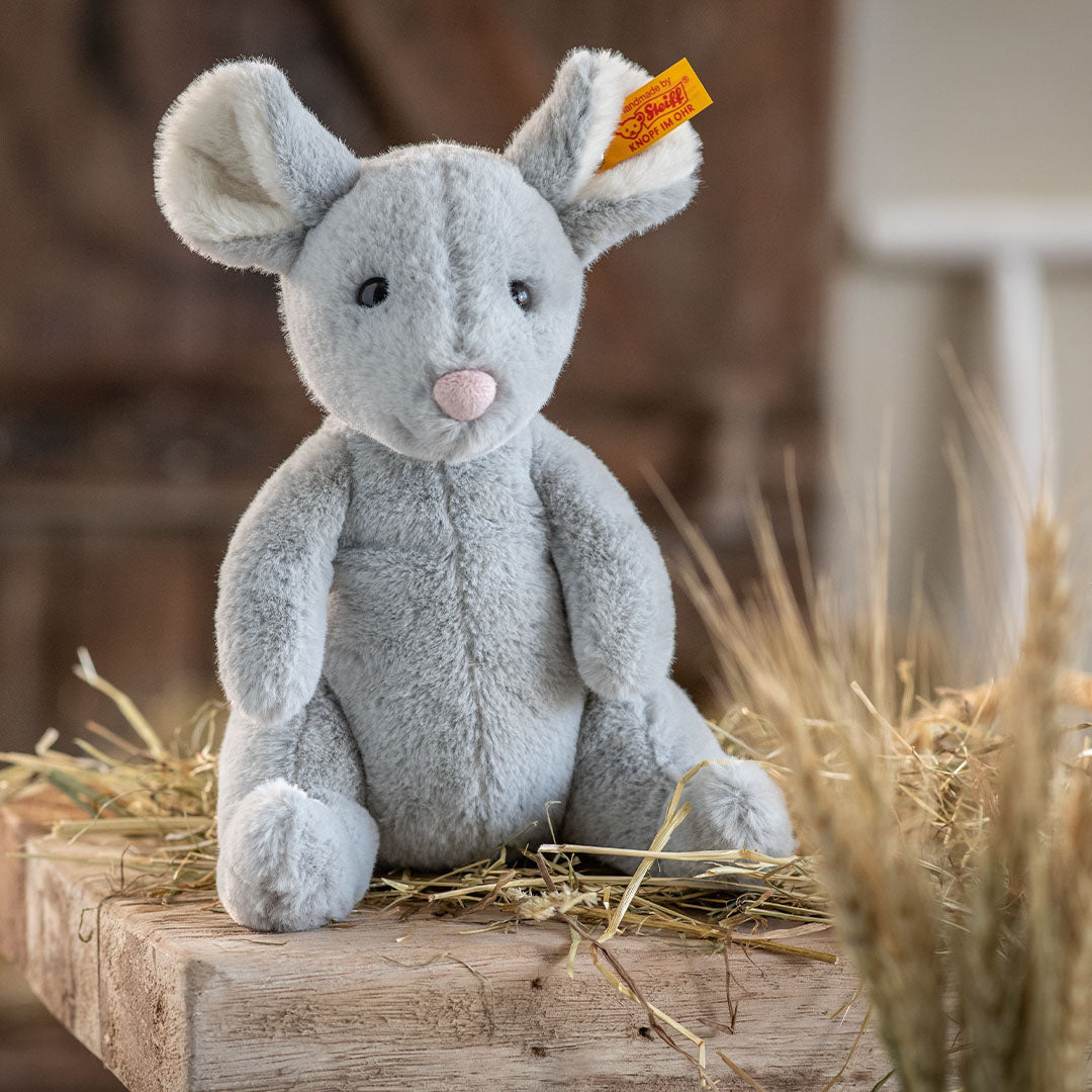 steiff knuffelmuisje cheesy - 19 cm | 056246 | 2