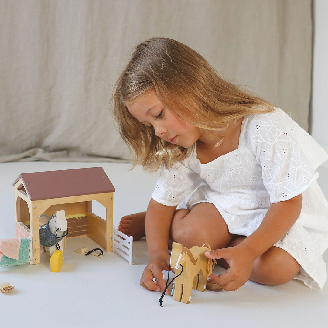 tender leaf toys speelset paardenstal | 4608165 | 2