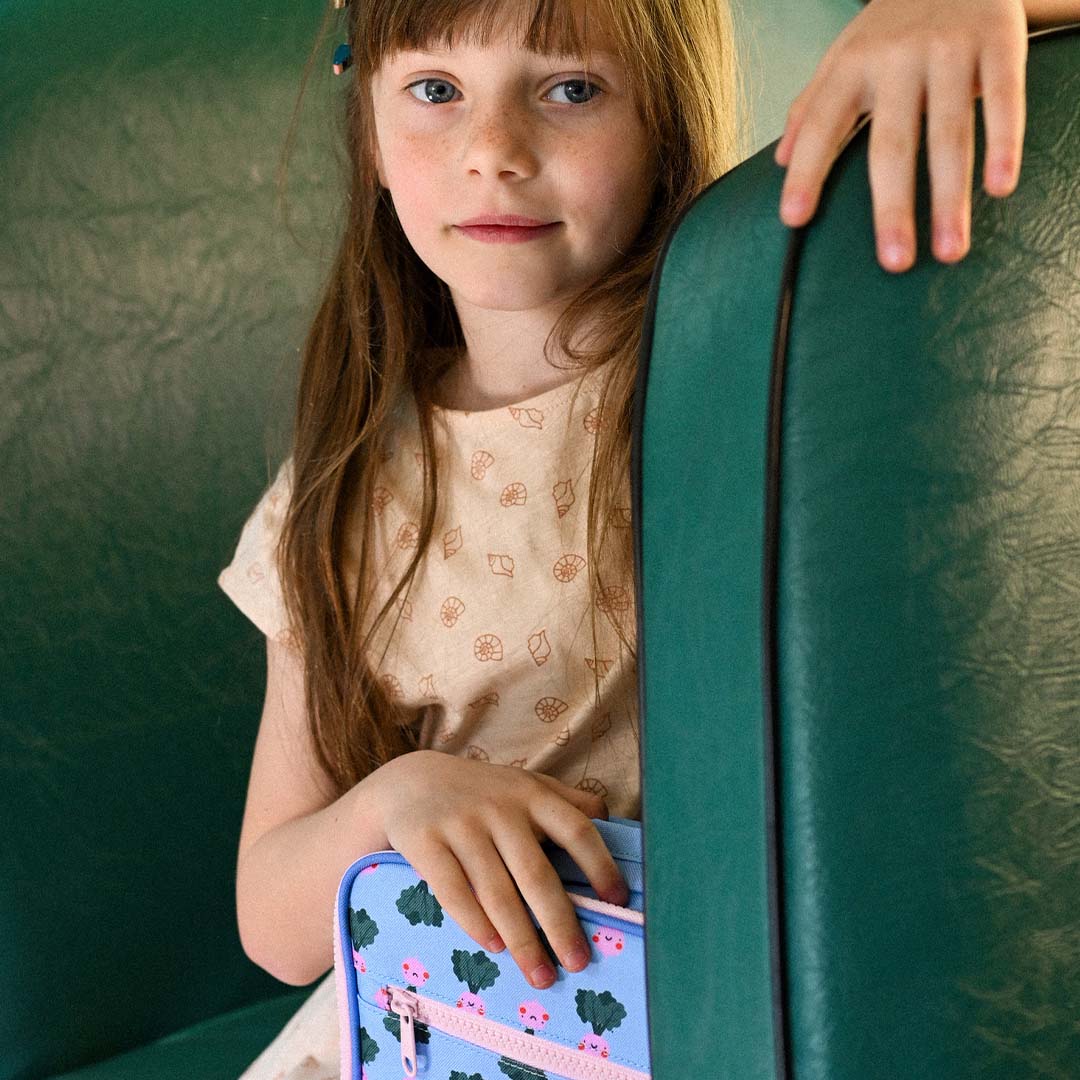 the cotton cloud koeltas veggie pals | TTC-LBAG-VEGGIE | 2