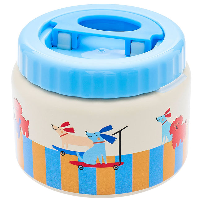 The cotton cloud voedselpot met blauwe deksel en een patroon van honden en strepen.