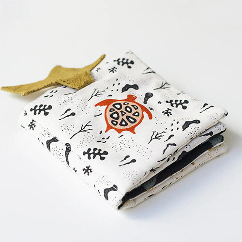 wee gallery knisperboekje peekaboo - ocean | WG-WG845 | 3